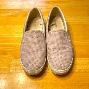 Neutral slip ons